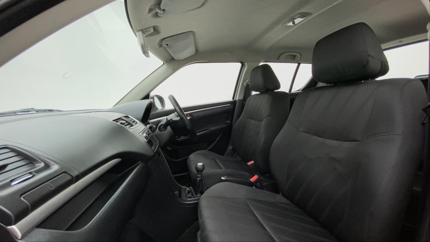 2013 Maruti Swift VDI, Diesel, Manual, 48,709 km, Right Side Front Door Cabin