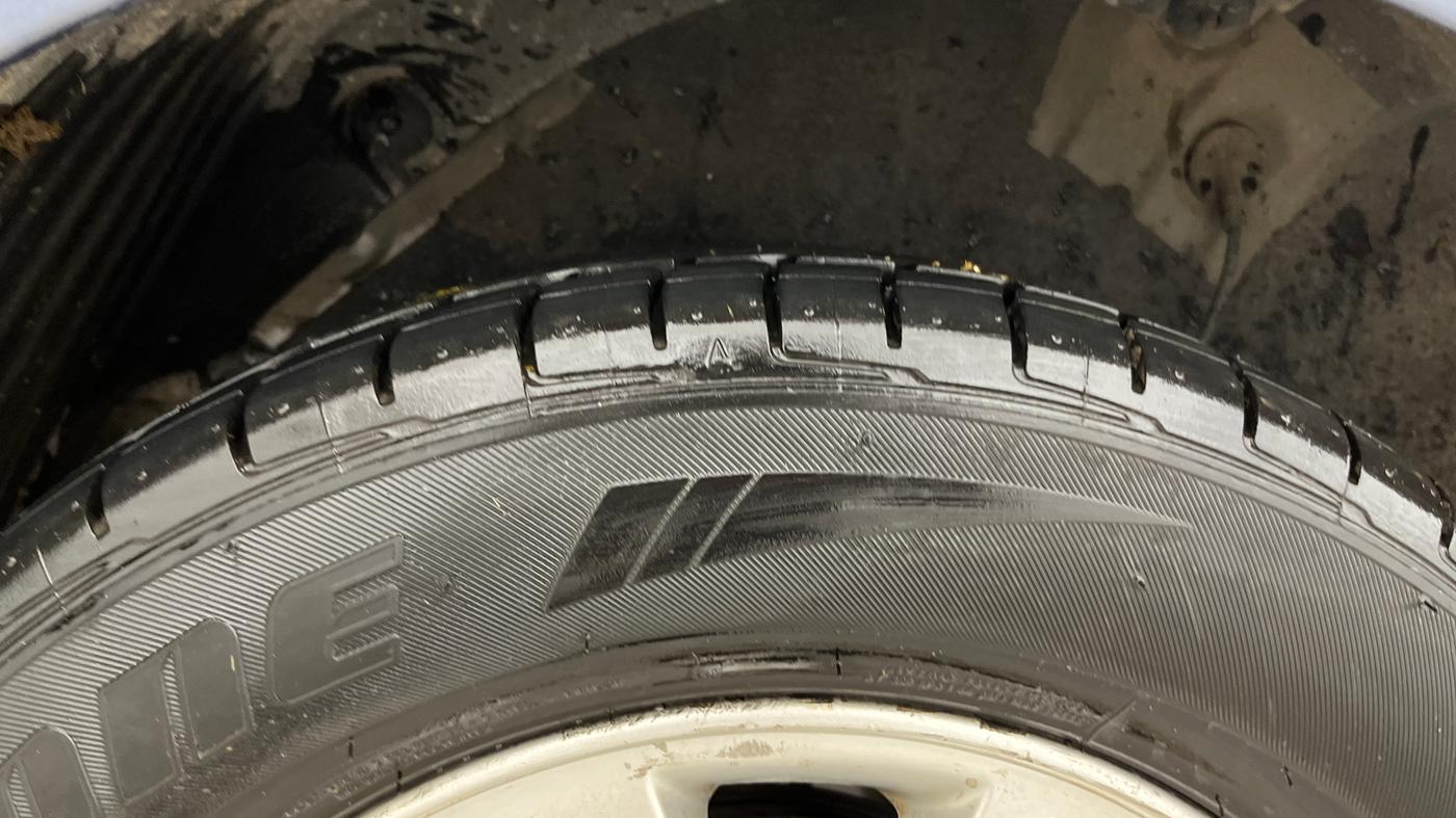 2013 Hyundai i20 SPORTZ 1.2, Petrol, Manual, 95,907 km, Right Rear Tyre Tread