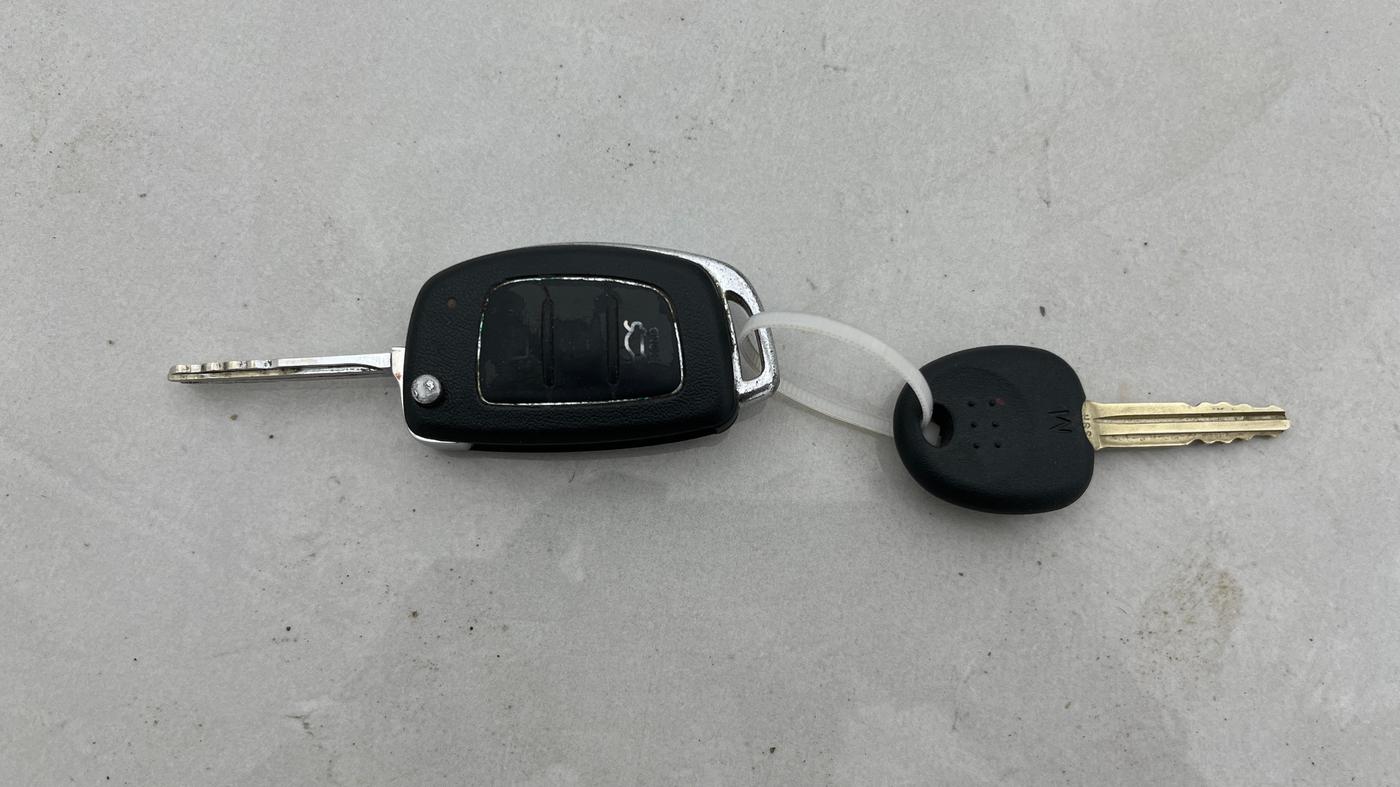 2013 Hyundai i20 SPORTZ 1.2, Petrol, Manual, 95,907 km, Key Close Up