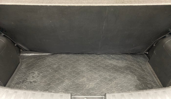 2014 Maruti Swift ZXI D, Petrol, Manual, 40,507 km, Boot Inside