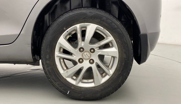 2014 Maruti Swift ZXI D, Petrol, Manual, 40,507 km, Left Rear Wheel