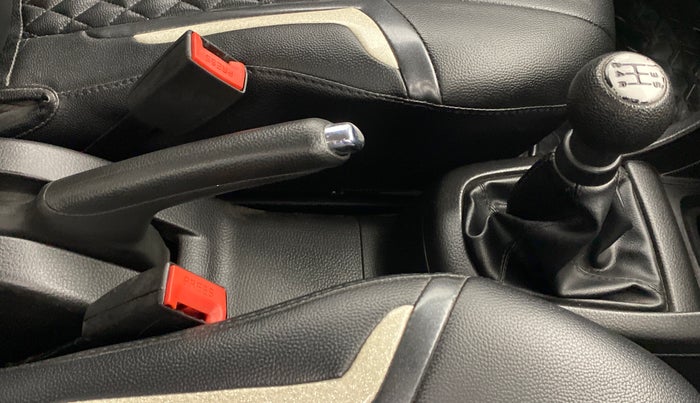 2014 Maruti Swift ZXI D, Petrol, Manual, 40,507 km, Gear Lever
