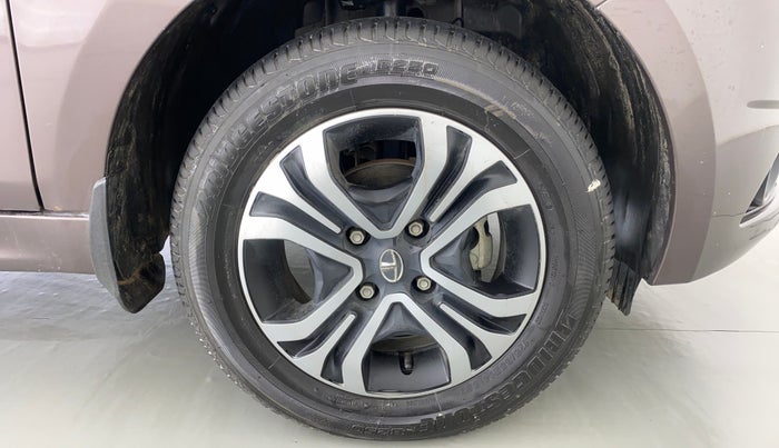 2019 Tata Tiago XZA 1.2 REVOTRON, Petrol, Automatic, 8,955 km, Right Front Wheel