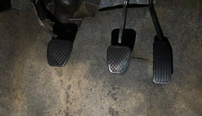 2014 Honda Brio S MT, Petrol, Manual, 70,678 km, Pedals