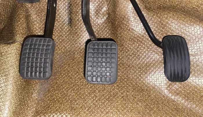 2016 Tata Tiago XZ PETROL, Petrol, Manual, 66,618 km, Pedals