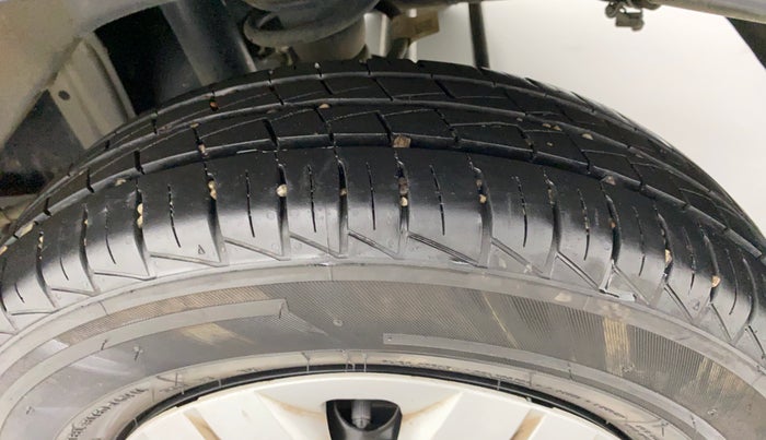2020 Maruti Alto LXI, Petrol, Manual, 12,498 km, Left Rear Tyre Tread
