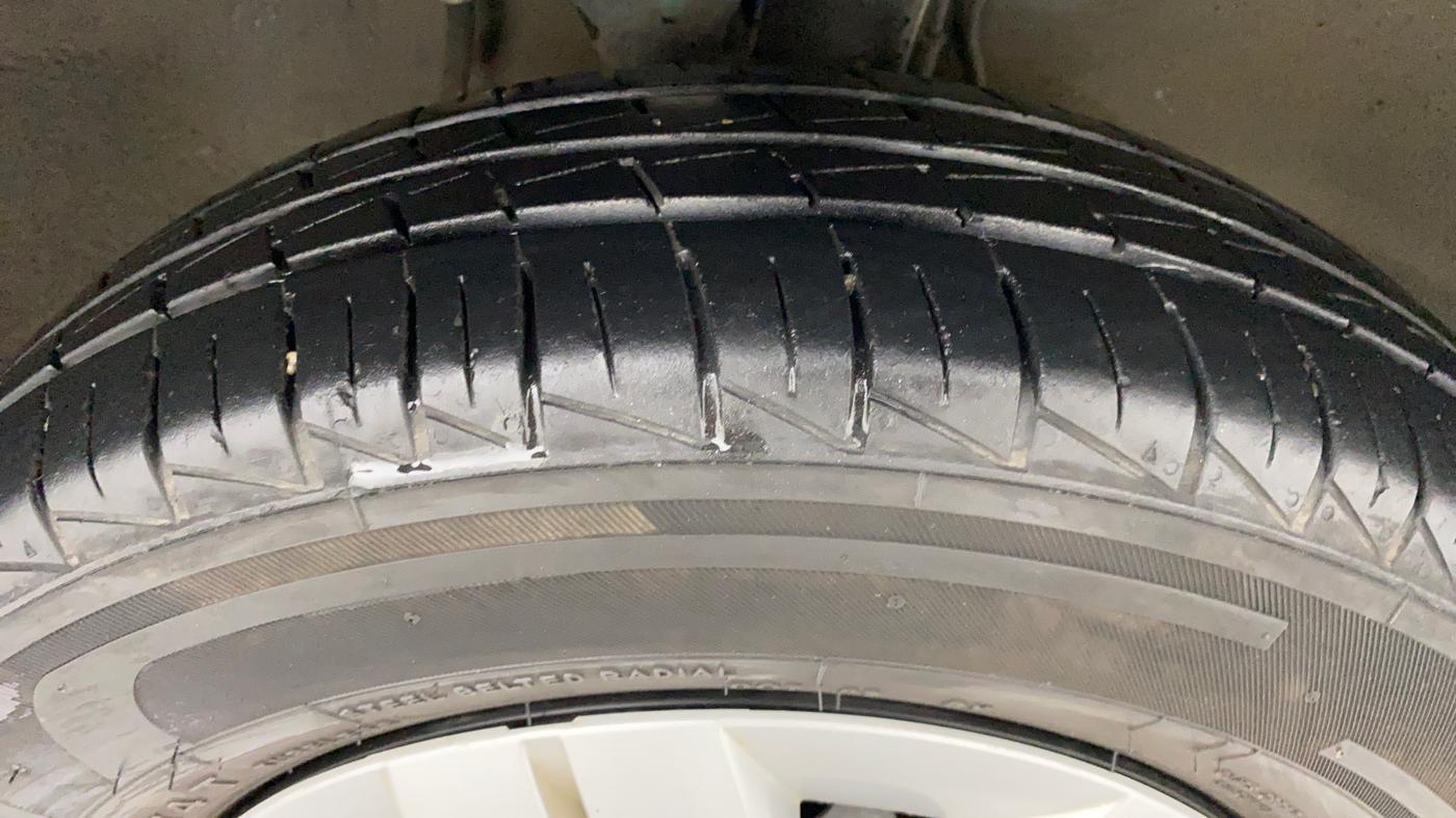 2020 Maruti Alto LXI, Petrol, Manual, 12,498 km, Right Front Tyre Tread