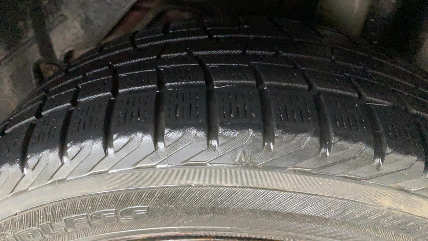 2018 Ford Figo Aspire TITANIUM 1.2 PETROL, Petrol, Manual, 50,325 km, Left Rear Tyre Tread