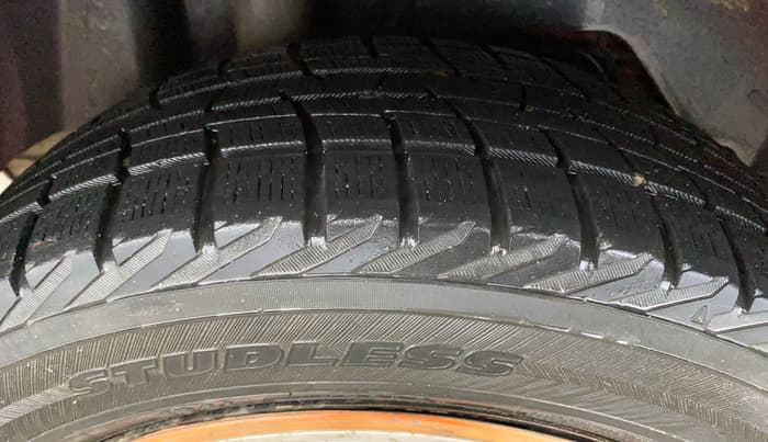 2018 Ford Figo Aspire TITANIUM 1.2 PETROL, Petrol, Manual, 50,325 km, Right Rear Tyre Tread