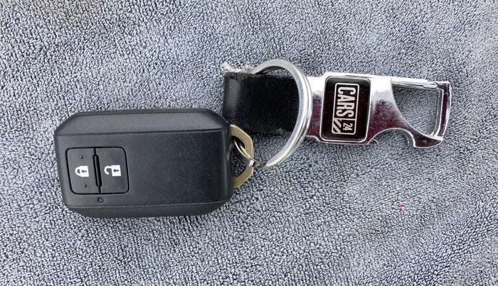 2019 Maruti Ertiga ZXI SHVS, Petrol, Manual, 37,303 km, Key Close Up