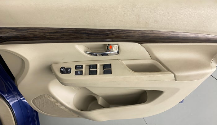 2019 Maruti Ertiga ZXI SHVS, Petrol, Manual, 37,303 km, Driver Side Door Panels Control