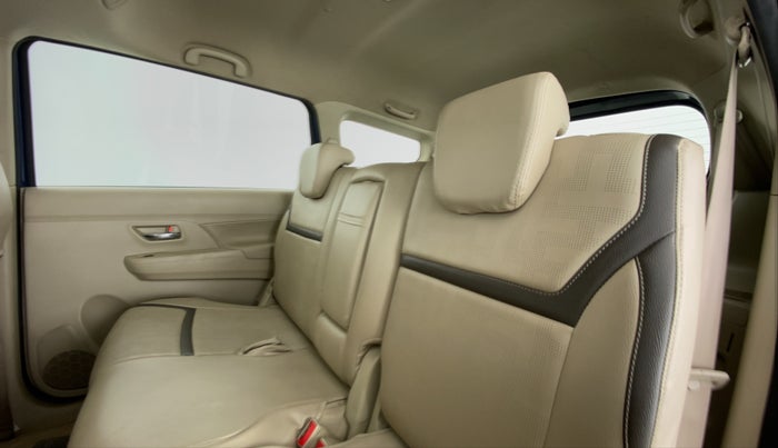 2019 Maruti Ertiga ZXI SHVS, Petrol, Manual, 37,303 km, Right Side Rear Door Cabin