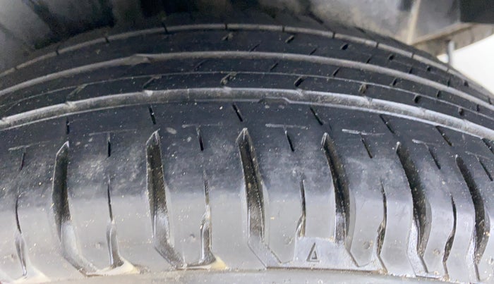 2019 Maruti Ertiga ZXI SHVS, Petrol, Manual, 37,303 km, Left Rear Tyre Tread