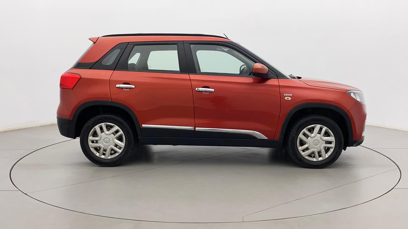 2018 Maruti Vitara Brezza VDI AMT, Diesel, Automatic, 65,634 km, Right Side View