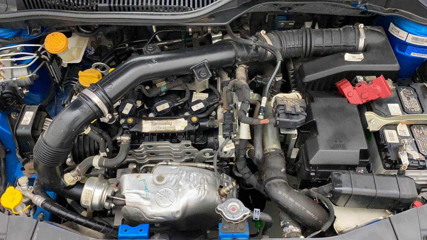 2021 Tata ALTROZ XT I-TURBO PETROL, Petrol, Manual, 15,242 km, Open Bonet