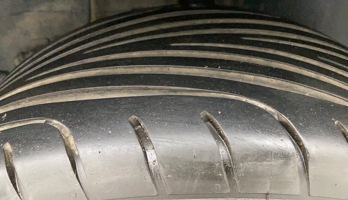 2021 Tata ALTROZ XT I-TURBO PETROL, Petrol, Manual, 15,242 km, Left Rear Tyre Tread
