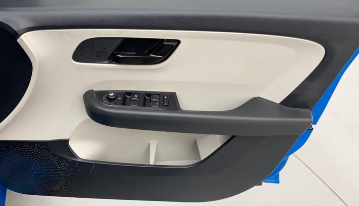 2021 Tata ALTROZ XT I-TURBO PETROL, Petrol, Manual, 15,242 km, Driver Side Door Panels Control