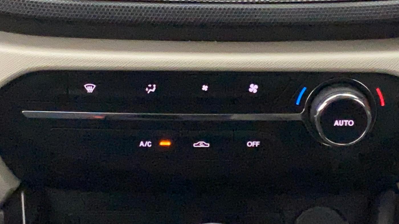 2021 Tata ALTROZ XT I-TURBO PETROL, Petrol, Manual, 15,242 km, Automatic Climate Control