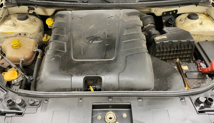 2021 Mahindra XUV500 W7 AT, Diesel, Automatic, 80,305 km, Open Bonet