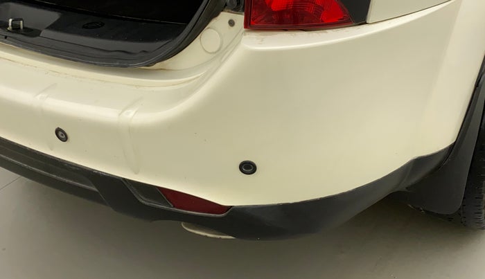 2021 Mahindra XUV500 W7 AT, Diesel, Automatic, 80,305 km, Rear bumper - Minor scratches