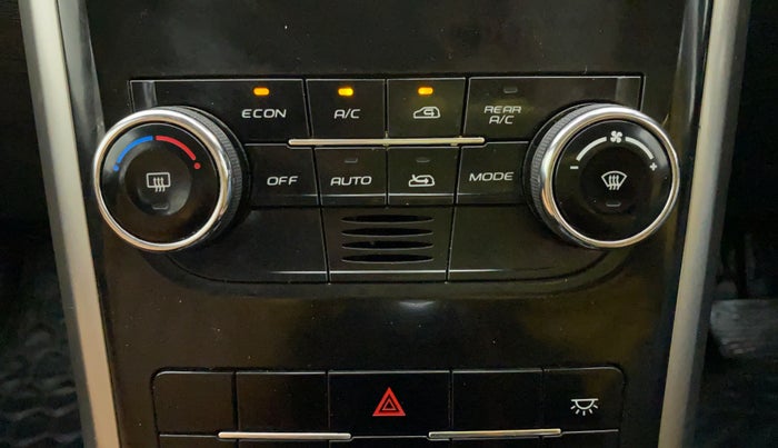 2021 Mahindra XUV500 W7 AT, Diesel, Automatic, 80,305 km, Automatic Climate Control