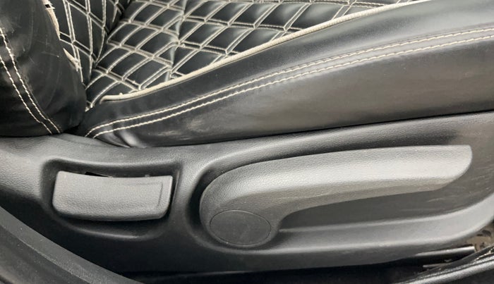 2019 Hyundai Verna 1.6 VTVT SX + AT, Petrol, Automatic, 51,901 km, Driver Side Adjustment Panel