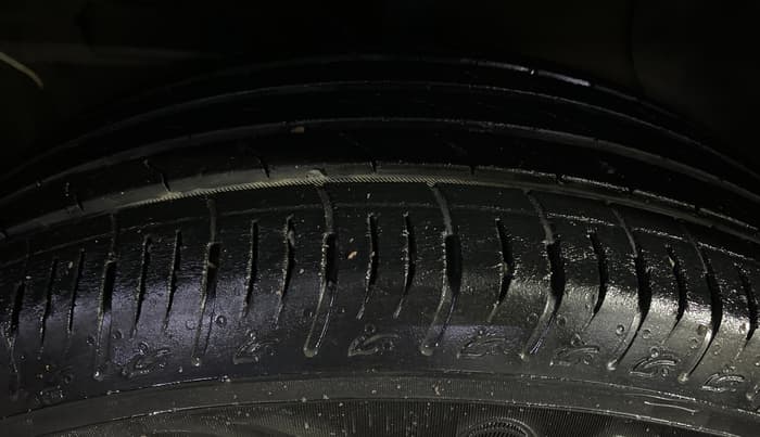 2023 Maruti BREZZA VXI, Petrol, Manual, 28,303 km, Left Front Tyre Tread