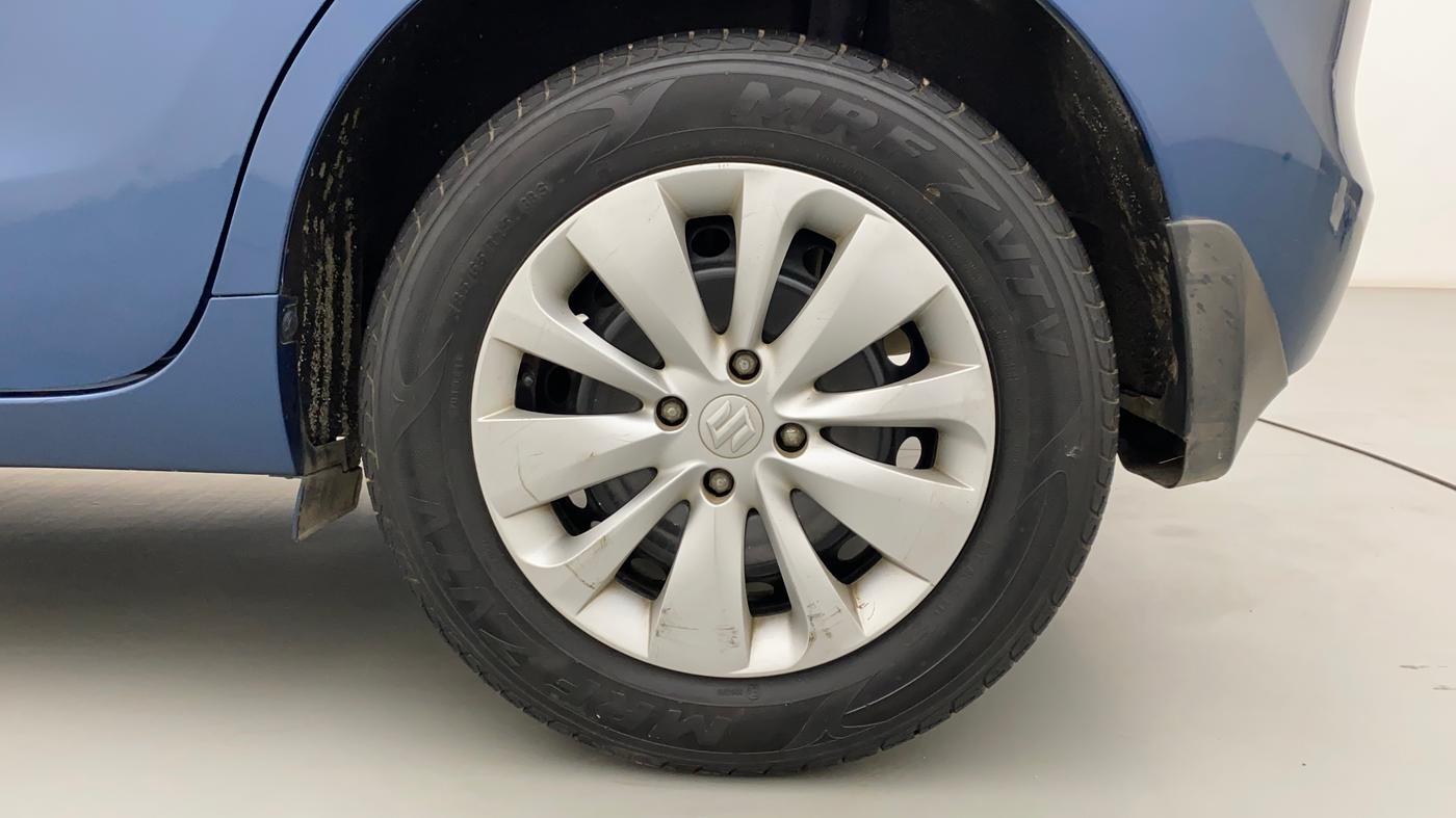 2016 Maruti Baleno DELTA CVT PETROL 1.2, Petrol, Automatic, 1,12,475 km, Left Rear Wheel