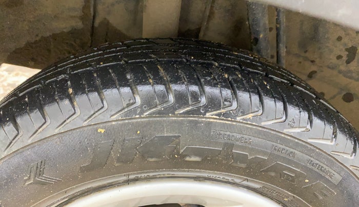 2018 Renault Kwid RXT 1.0, CNG, Manual, 57,393 km, Right Rear Tyre Tread