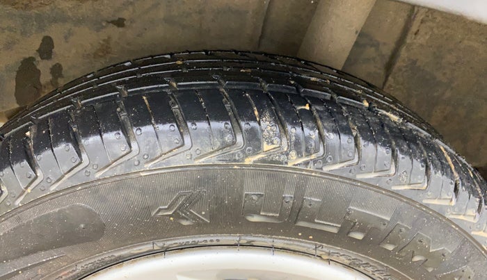 2018 Renault Kwid RXT 1.0, CNG, Manual, 57,393 km, Left Rear Tyre Tread