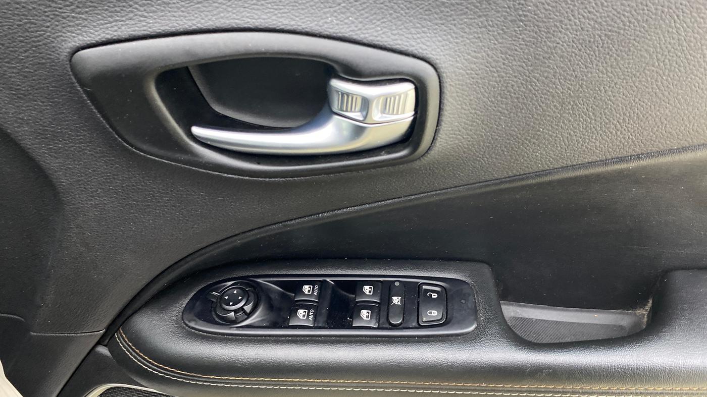 2019 Jeep Compass SPORT PLUS 1.4 PETROL, Petrol, Manual, 42,097 km, Driver Side Door Panels Control