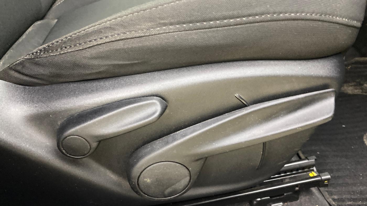 2019 Jeep Compass SPORT PLUS 1.4 PETROL, Petrol, Manual, 42,097 km, Driver Side Adjustment Panel