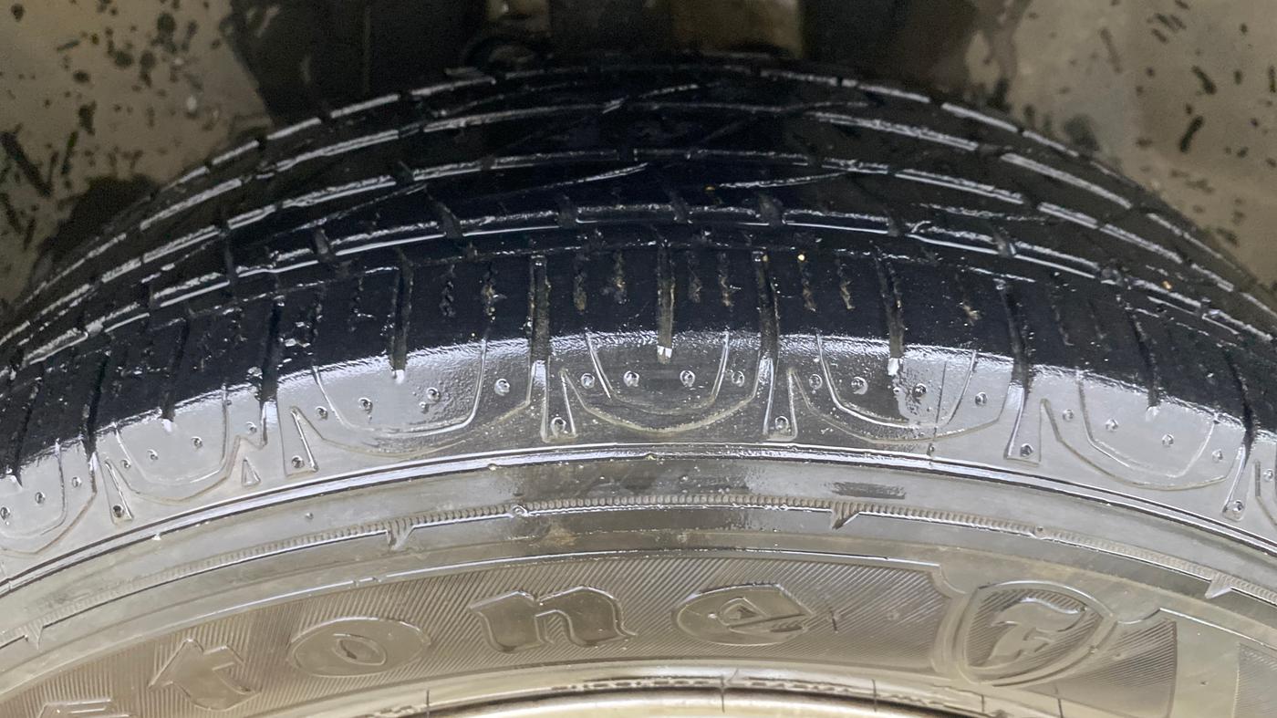 2019 Jeep Compass SPORT PLUS 1.4 PETROL, Petrol, Manual, 42,097 km, Right Front Tyre Tread