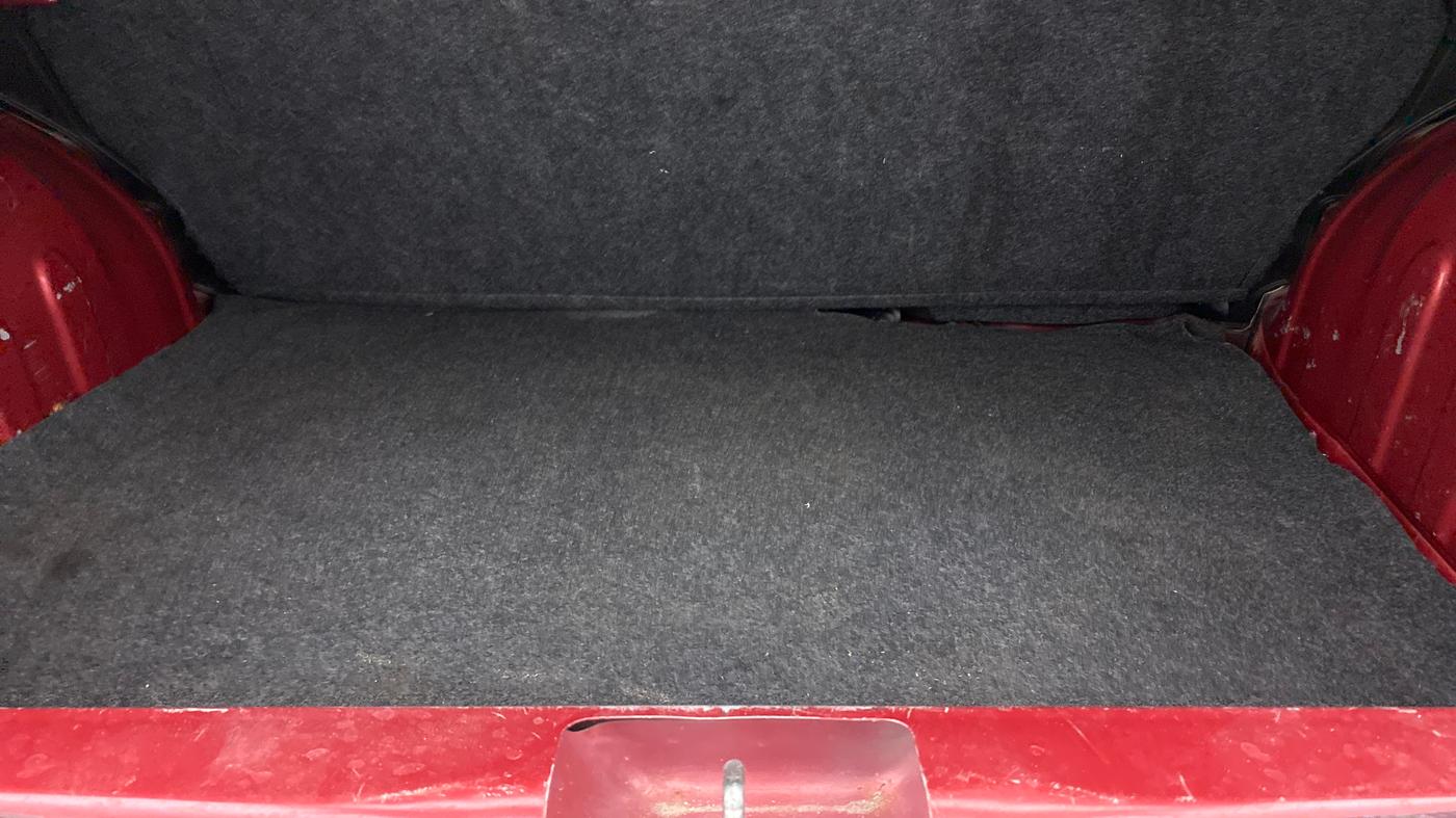 2018 Renault Kwid RXT 1.0 (O), Petrol, Manual, 28,660 km, Boot Inside