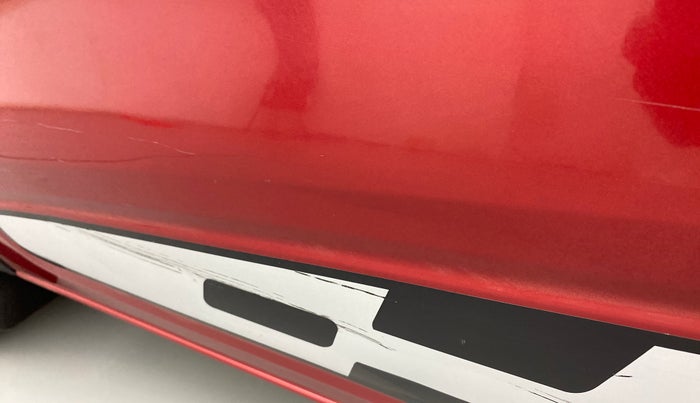 2018 Renault Kwid RXT 1.0 (O), Petrol, Manual, 28,660 km, Front passenger door - Slightly dented
