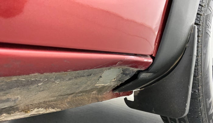 2018 Renault Kwid RXT 1.0 (O), Petrol, Manual, 28,660 km, Right running board - Slightly dented