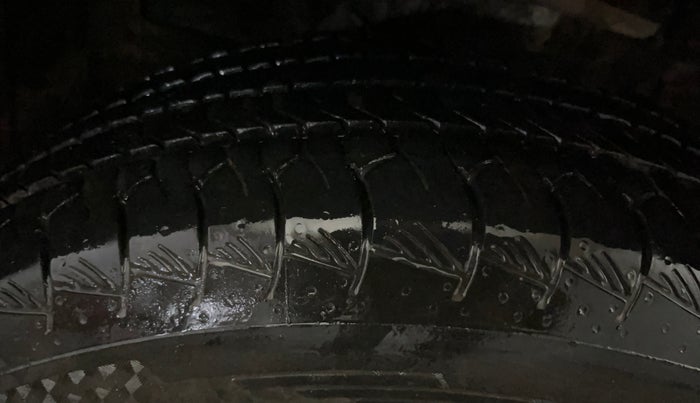 2024 Toyota URBAN CRUISER HYRYDER E NEO DRIVE, Petrol, Manual, 12,442 km, Left Front Tyre Tread