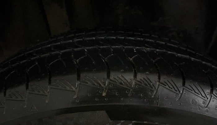 2024 Toyota URBAN CRUISER HYRYDER E NEO DRIVE, Petrol, Manual, 12,442 km, Right Rear Tyre Tread