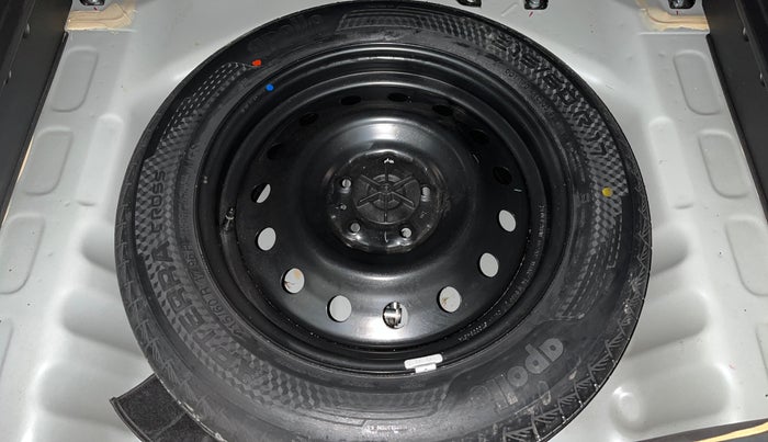 2024 Toyota URBAN CRUISER HYRYDER E NEO DRIVE, Petrol, Manual, 12,442 km, Spare Tyre