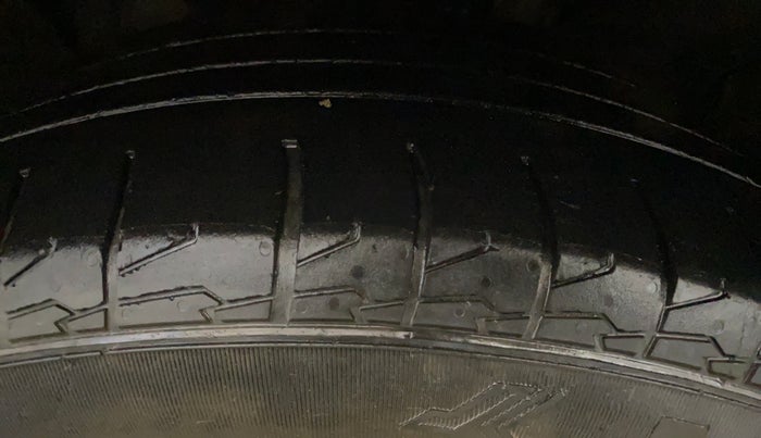 2021 KIA SELTOS HTX IVT 1.5 PETROL, Petrol, Automatic, 76,162 km, Left Front Tyre Tread
