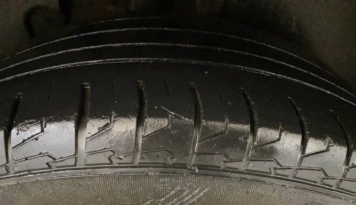 2021 KIA SELTOS HTX IVT 1.5 PETROL, Petrol, Automatic, 76,162 km, Right Rear Tyre Tread