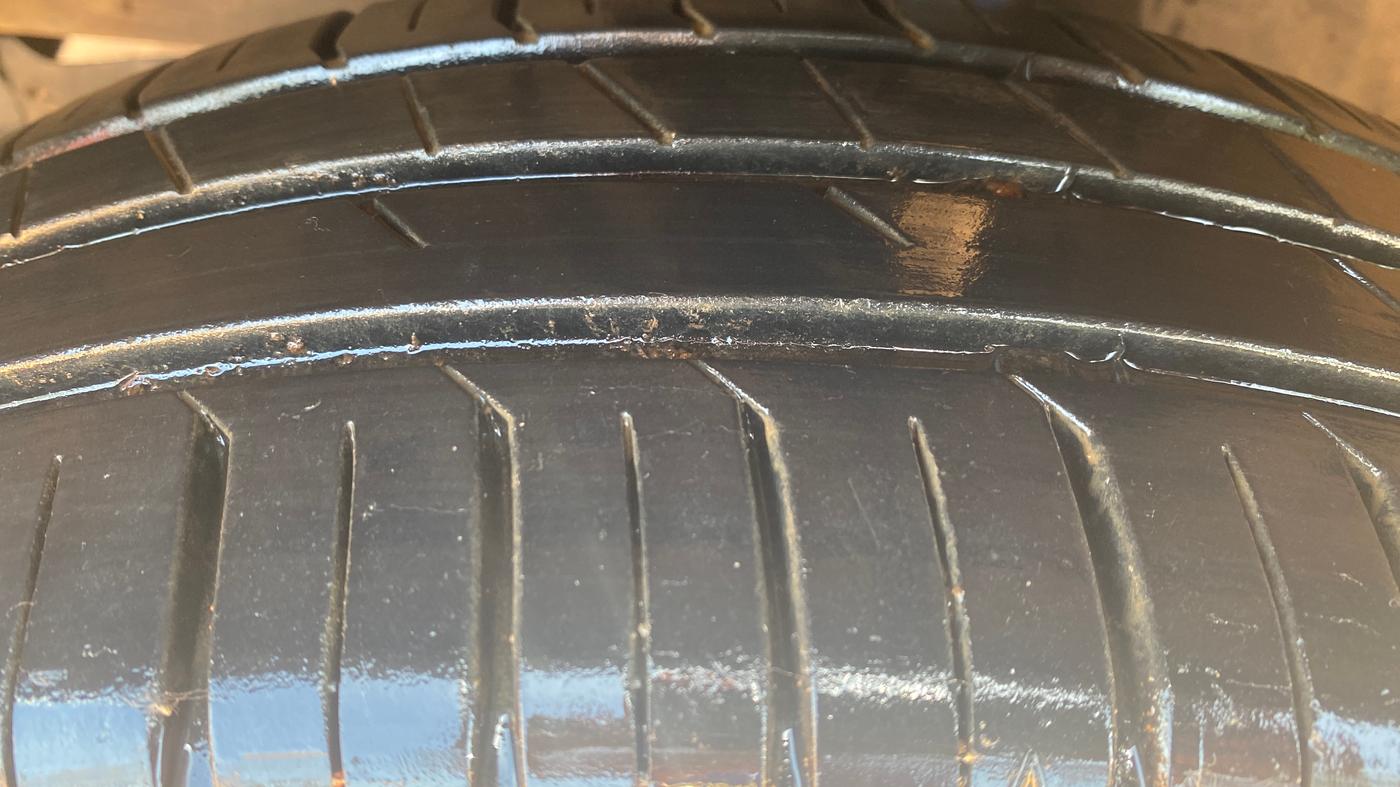 2016 Maruti Baleno DELTA PETROL 1.2, Petrol, Manual, 41,146 km, Left Front Tyre Tread