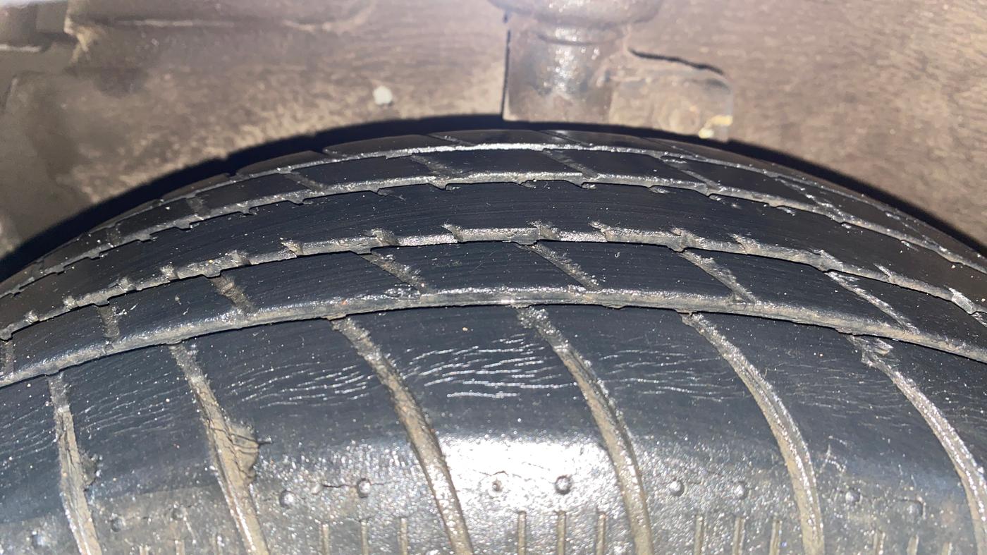 2018 Maruti Celerio ZXI, Petrol, Manual, 76,332 km, Left Front Tyre Tread