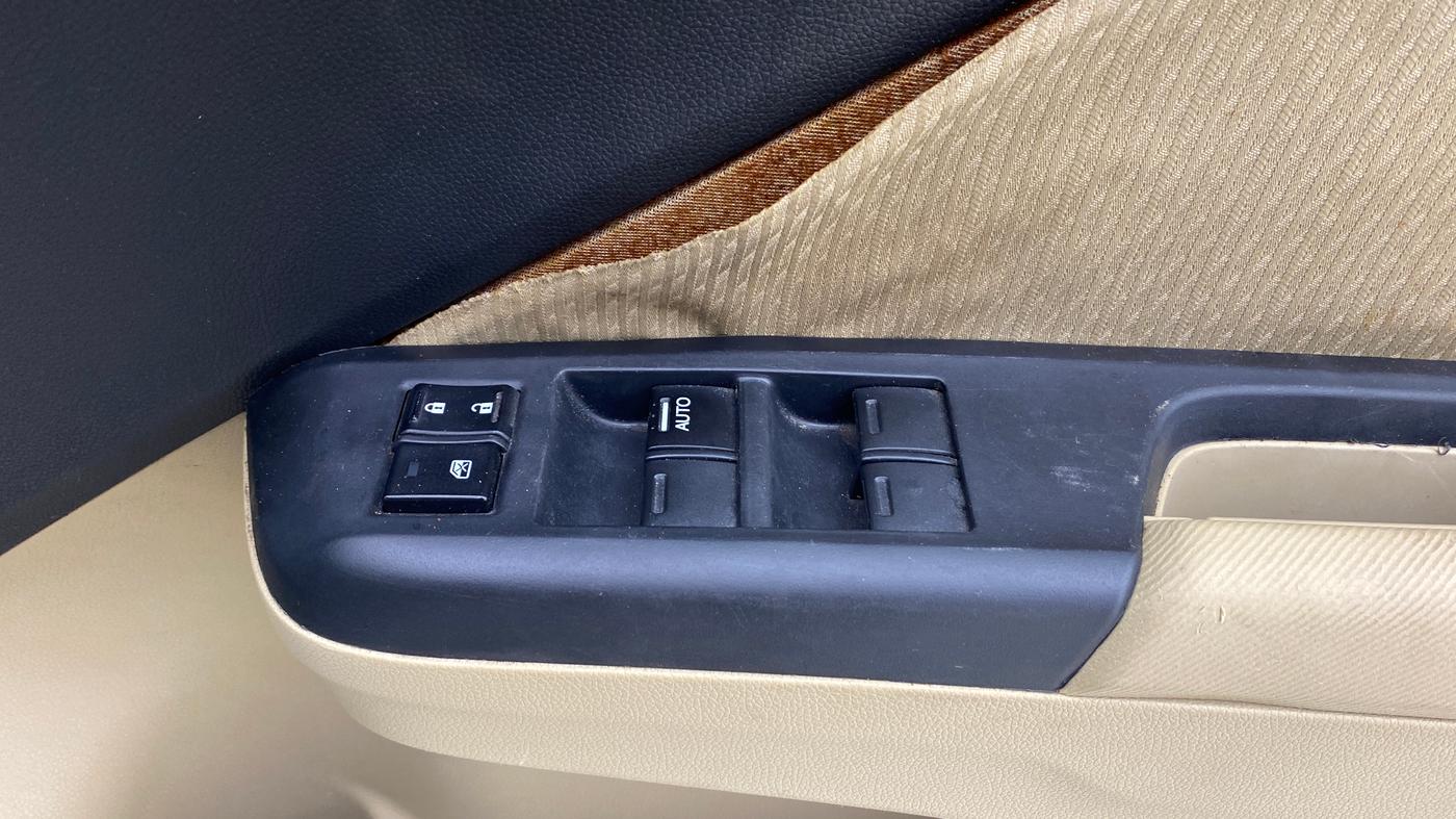 2018 Honda City 1.5L I-VTE V CVT, Petrol, Automatic, 67,786 km, Driver Side Door Panels Control