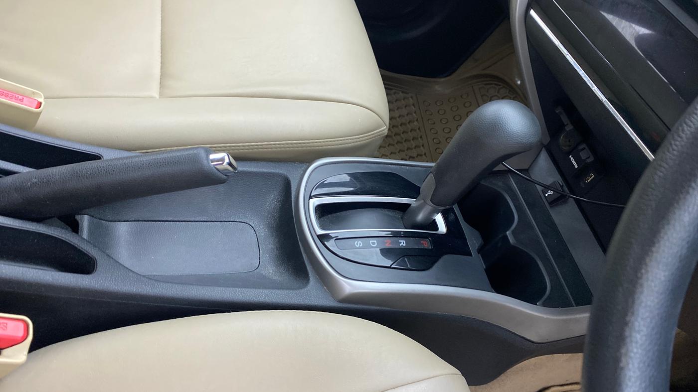 2018 Honda City 1.5L I-VTE V CVT, Petrol, Automatic, 67,786 km, Gear Lever