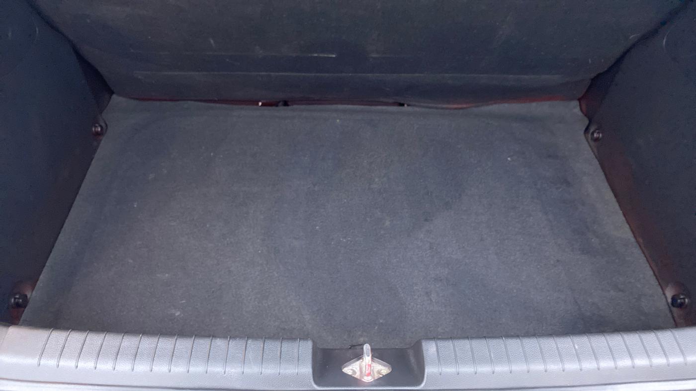 2015 Hyundai i20 Active 1.2 S, Petrol, Manual, 60,293 km, Boot Inside