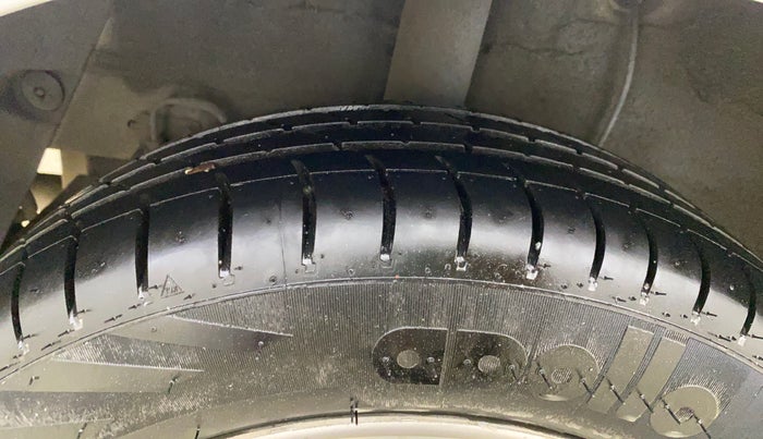 2014 Hyundai Grand i10 ASTA (O) 1.2 KAPPA VTVT, Petrol, Manual, 37,470 km, Right Rear Tyre Tread