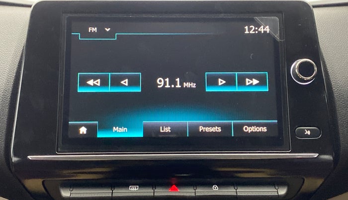 2020 Renault TRIBER RXZ AT, Petrol, Automatic, 21,413 km, Infotainment System