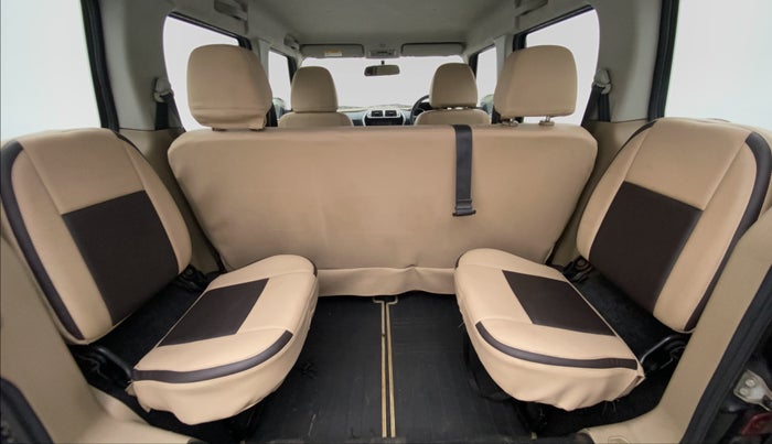 2016 Mahindra TUV300 T8, Diesel, Manual, 77,347 km, Third Seat Row ( optional )