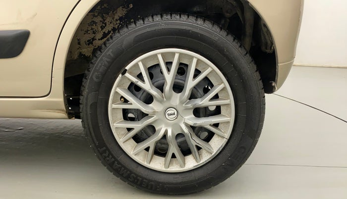2013 Maruti Wagon R 1.0 VXI, Petrol, Manual, 43,966 km, Left Rear Wheel